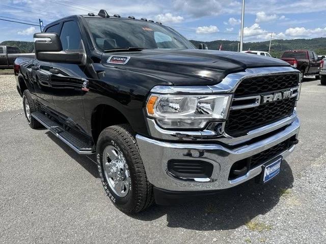 2024 RAM Ram 3500 RAM 3500 TRADESMAN CREW CAB 4X4 64 BOX