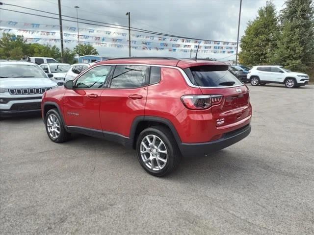 2024 Jeep Compass COMPASS LATITUDE LUX 4X4