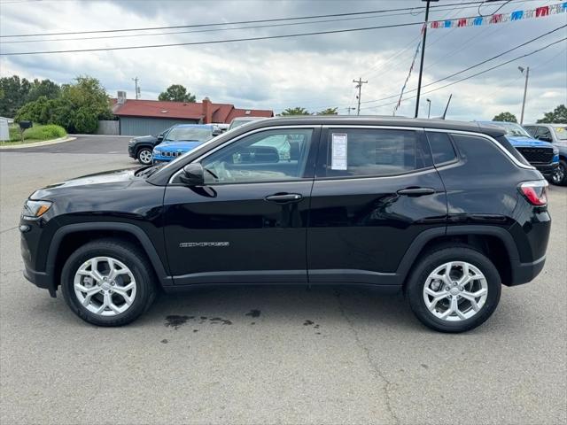 2024 Jeep Compass COMPASS SPORT 4X4