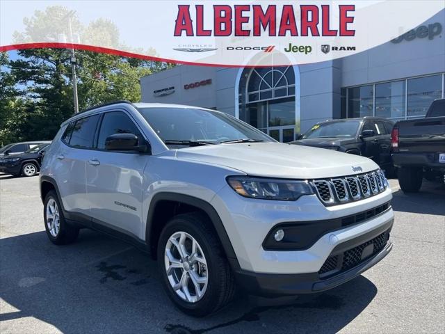 2024 Jeep Compass COMPASS LATITUDE 4X4