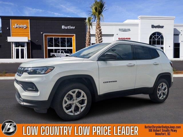 2024 Jeep Compass COMPASS LATITUDE 4X4