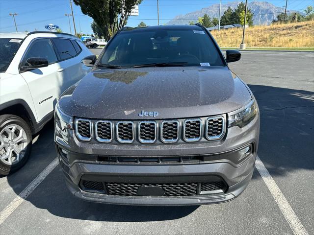 2024 Jeep Compass COMPASS LATITUDE 4X4