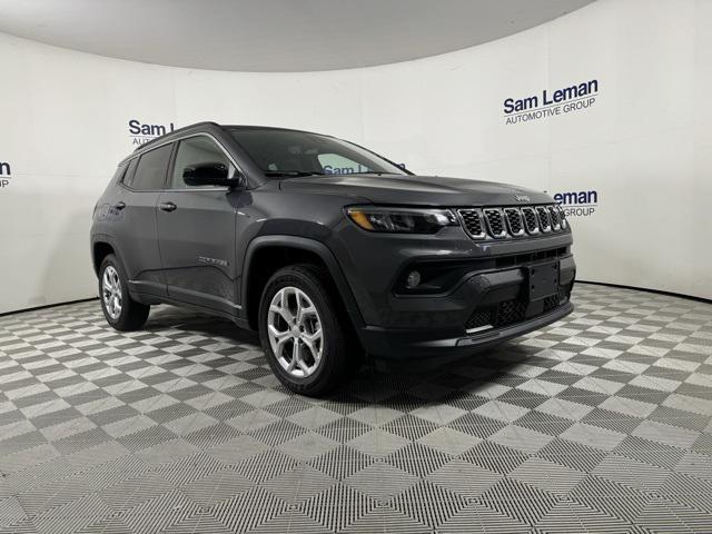 2024 Jeep Compass COMPASS LATITUDE 4X4