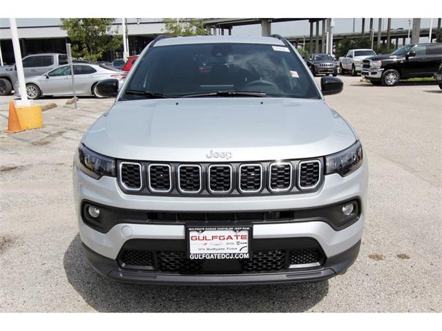 2024 Jeep Compass COMPASS LATITUDE 4X4