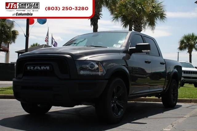 2024 RAM Ram 1500 Classic RAM 1500 CLASSIC WARLOCK CREW CAB 4X2 57 BOX