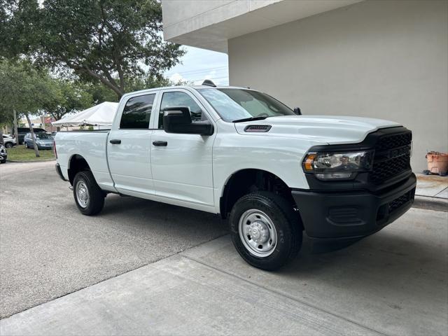 2024 RAM Ram 2500 RAM 2500 TRADESMAN CREW CAB 4X4 64 BOX