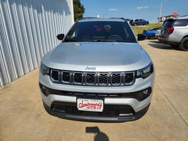 2024 Jeep Compass COMPASS LATITUDE 4X4