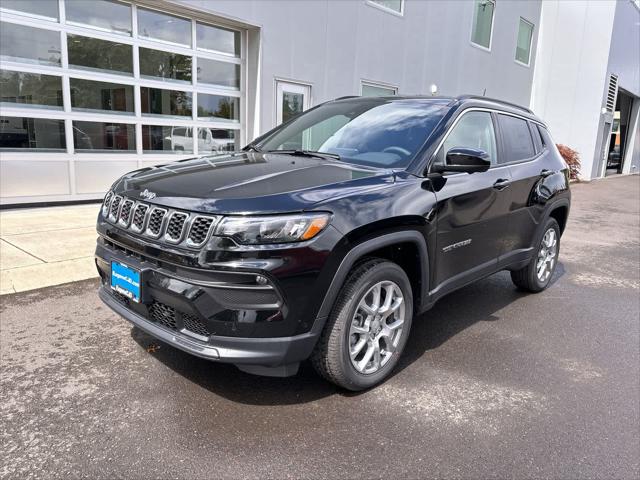 2024 Jeep Compass COMPASS LATITUDE LUX 4X4