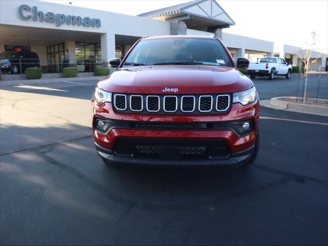 2024 Jeep Compass COMPASS LATITUDE LUX 4X4