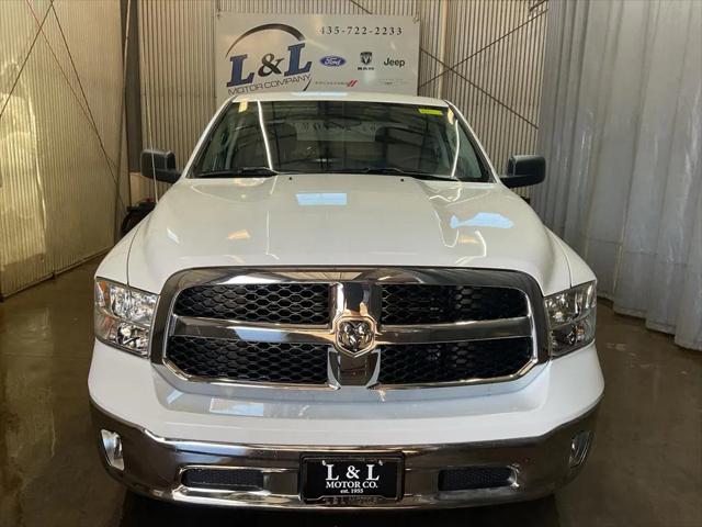 2024 RAM Ram 1500 Classic RAM 1500 CLASSIC TRADESMAN CREW CAB 4X4 64 BOX