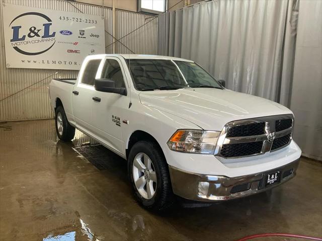 2024 RAM Ram 1500 Classic RAM 1500 CLASSIC TRADESMAN CREW CAB 4X4 64 BOX