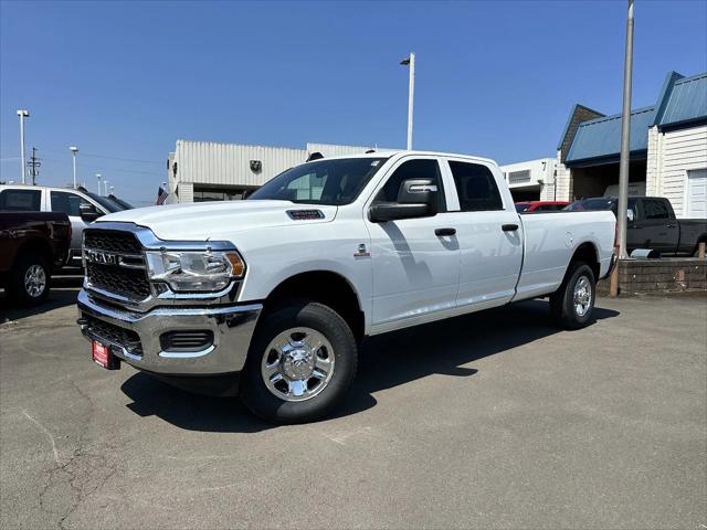 2024 RAM Ram 3500 RAM 3500 TRADESMAN CREW CAB 4X4 8 BOX