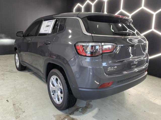 2024 Jeep Compass COMPASS SPORT 4X4
