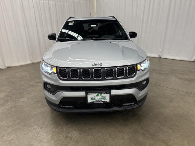 2024 Jeep Compass COMPASS LATITUDE 4X4