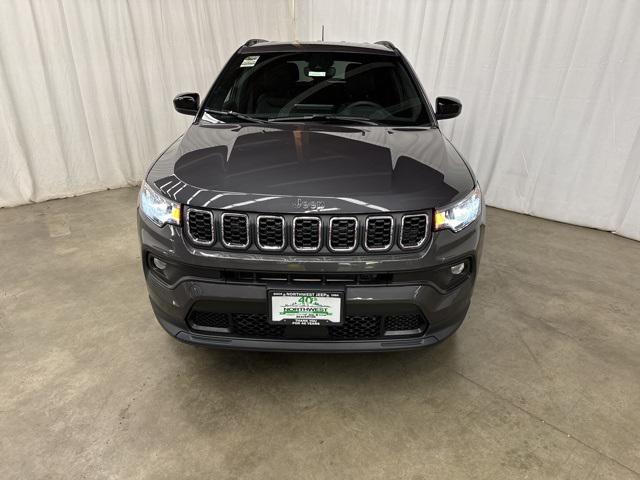 2024 Jeep Compass COMPASS LATITUDE 4X4