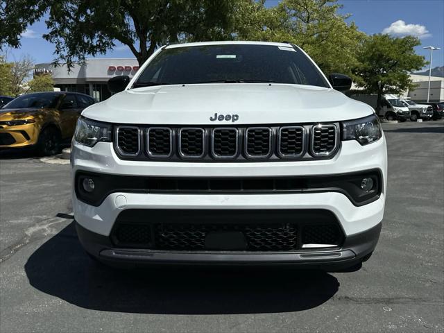 2024 Jeep Compass COMPASS LATITUDE 4X4