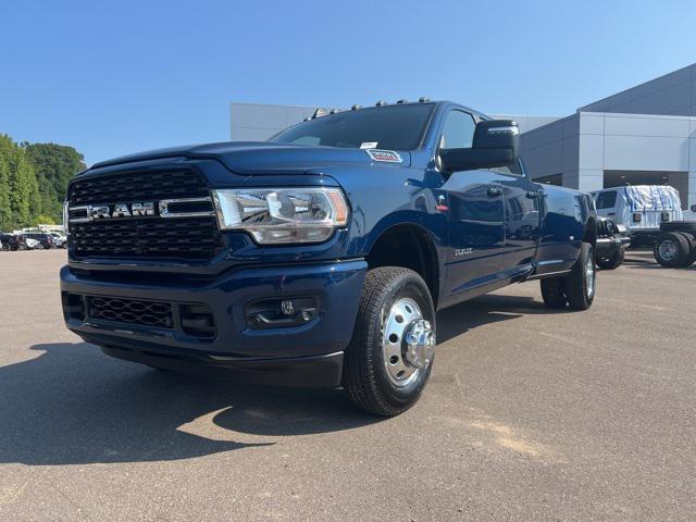 2024 RAM Ram 3500 RAM 3500 BIG HORN CREW CAB 4X4 8 BOX