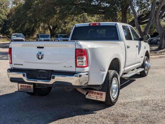 2022 RAM 3500 Big Horn Crew Cab 4x4 8 Box