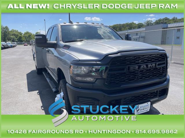 2024 RAM Ram 3500 Chassis Cab RAM 3500 TRADESMAN CREW CAB CHASSIS 4X4 60 CA