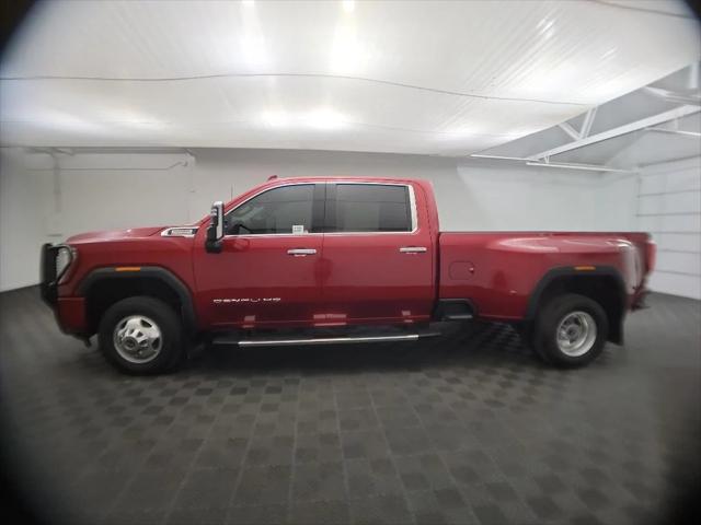 2022 GMC Sierra 3500HD 4WD Crew Cab Long Bed Denali