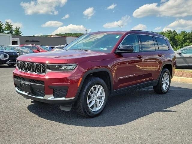 2022 Jeep Grand Cherokee L Laredo 4x4