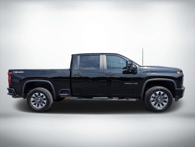 2022 Chevrolet Silverado 2500HD 4WD Crew Cab Standard Bed Custom