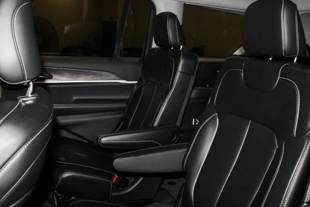 2021 Jeep Grand Cherokee Limited 4x2