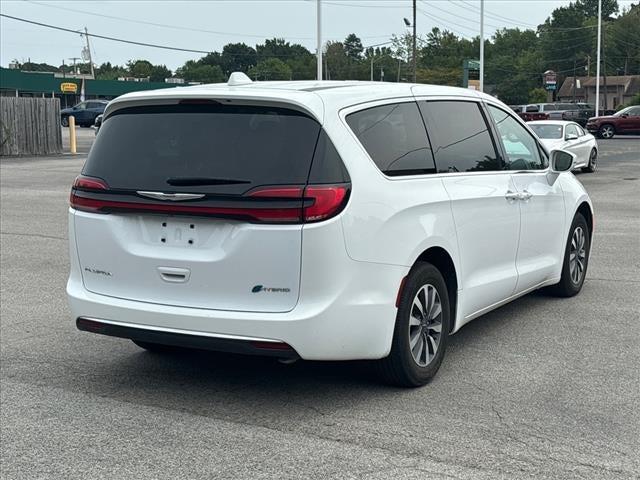 2022 Chrysler Pacifica Hybrid Touring L