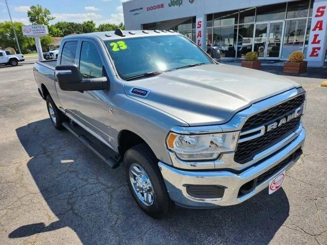 2023 RAM 2500 Tradesman Crew Cab 4x4 64 Box