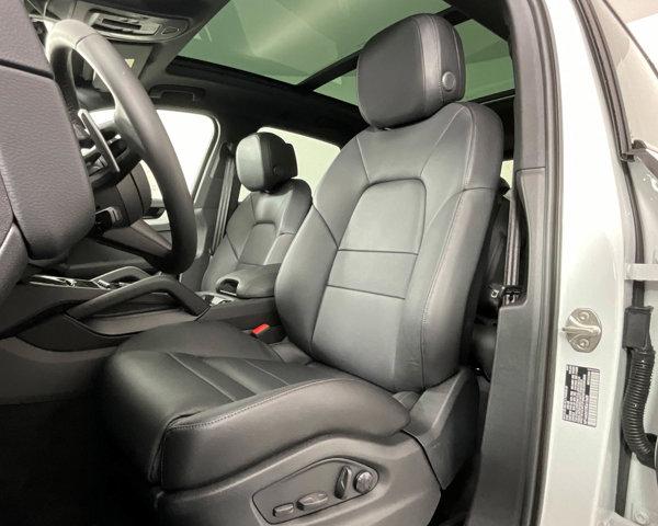 2024 Porsche Cayenne AWD