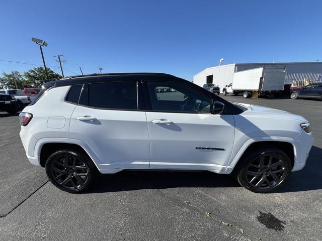 2024 Jeep Compass COMPASS LIMITED 4X4