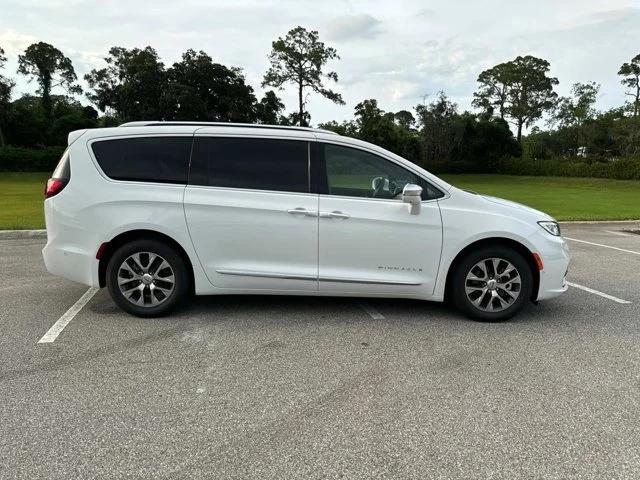 2024 Chrysler Pacifica Hybrid PACIFICA PLUG-IN HYBRID PINNACLE