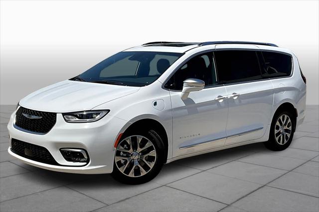 2024 Chrysler Pacifica Hybrid PACIFICA PLUG-IN HYBRID PINNACLE