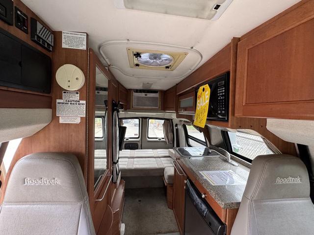 2010 Chevrolet Express Work Van