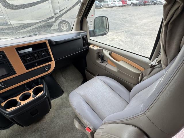 2010 Chevrolet Express Work Van