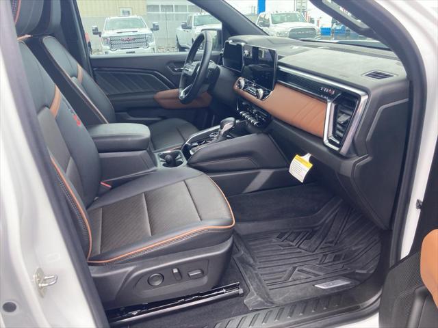 2023 GMC Canyon 4WD Crew Cab Short Box AT4