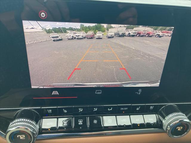 2023 GMC Canyon 4WD Crew Cab Short Box AT4