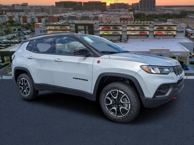 2024 Jeep Compass COMPASS TRAILHAWK 4X4