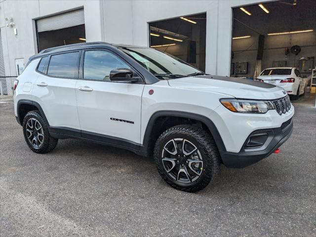 2024 Jeep Compass COMPASS TRAILHAWK 4X4