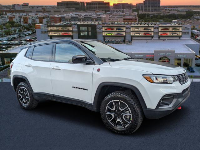 2024 Jeep Compass COMPASS TRAILHAWK 4X4