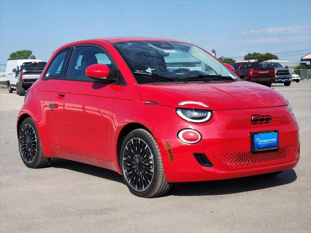 2024 Fiat FIAT 500e 500e INSPI(RED)