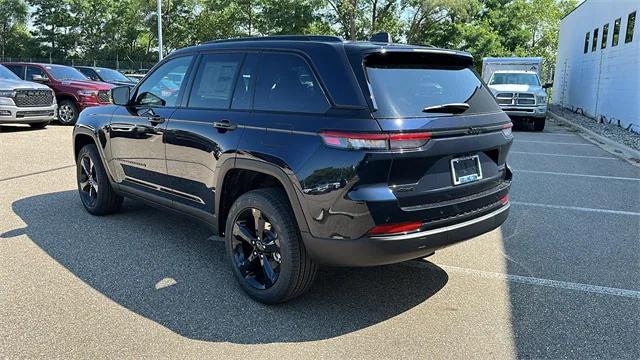 2024 Jeep Grand Cherokee GRAND CHEROKEE LIMITED 4X4