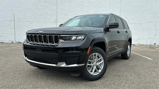 2024 Jeep Grand Cherokee GRAND CHEROKEE L LAREDO 4X4