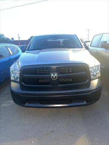 2024 RAM Ram 1500 Classic RAM 1500 CLASSIC TRADESMAN CREW CAB 4X2 57 BOX