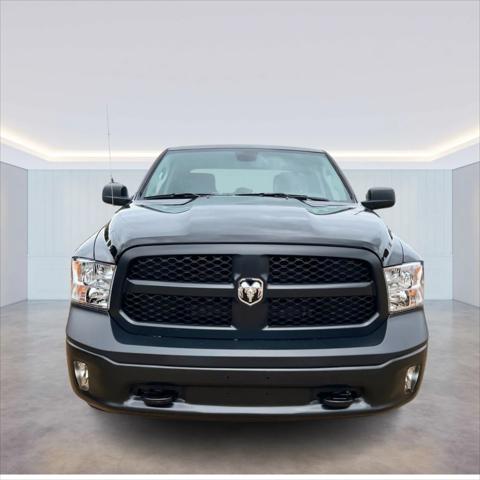 2024 RAM Ram 1500 Classic RAM 1500 CLASSIC TRADESMAN CREW CAB 4X4 57 BOX