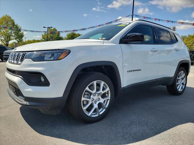 2024 Jeep Compass COMPASS LATITUDE LUX 4X4