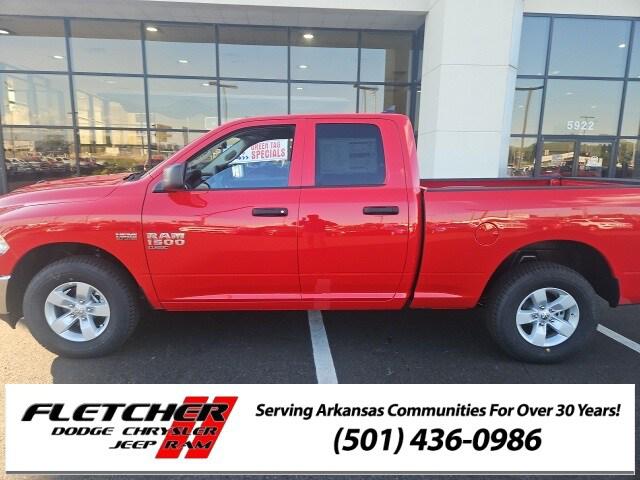 2024 RAM Ram 1500 Classic RAM 1500 CLASSIC TRADESMAN QUAD CAB 4X4 64 BOX