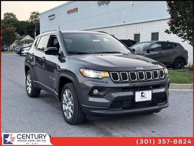 2024 Jeep Compass COMPASS LATITUDE LUX 4X4