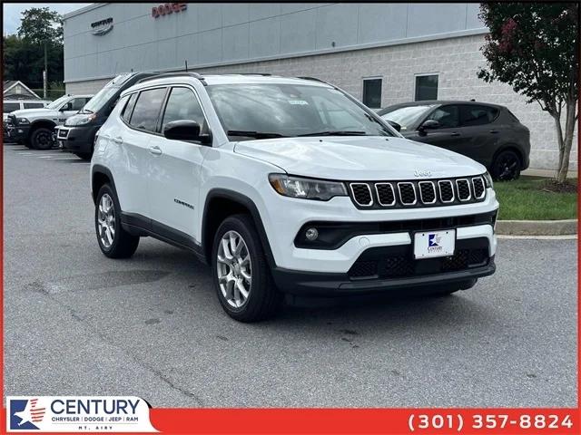 2024 Jeep Compass COMPASS LATITUDE LUX 4X4