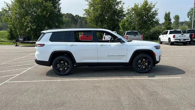 2024 Jeep Grand Cherokee GRAND CHEROKEE L LIMITED 4X4